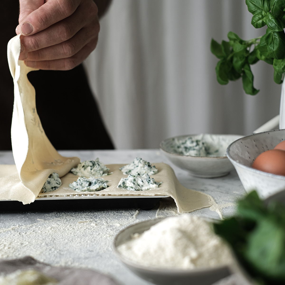 Modern House Pasta La Vista Raviolimuotti ja kaulin