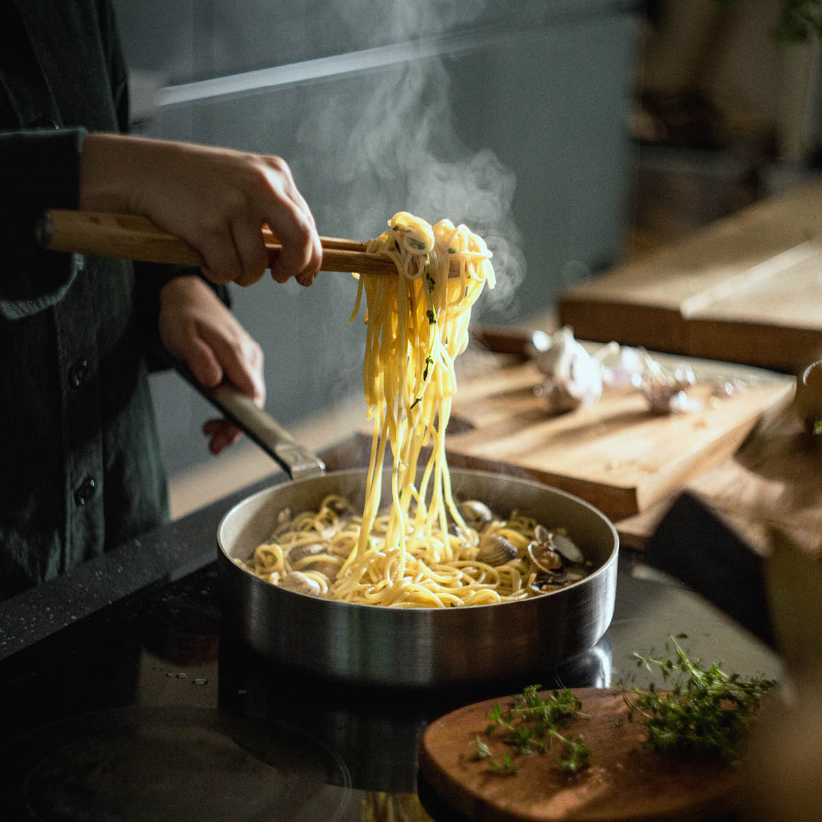 Fiskars Norden Steel Paistokasari 26 cm Ruostumaton