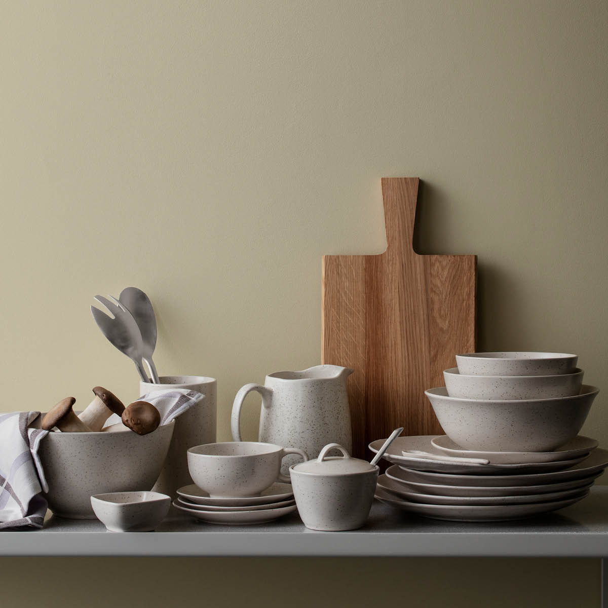 Broste Copenhagen Nordic Vanilla Serveringsskål 34 cm Cream