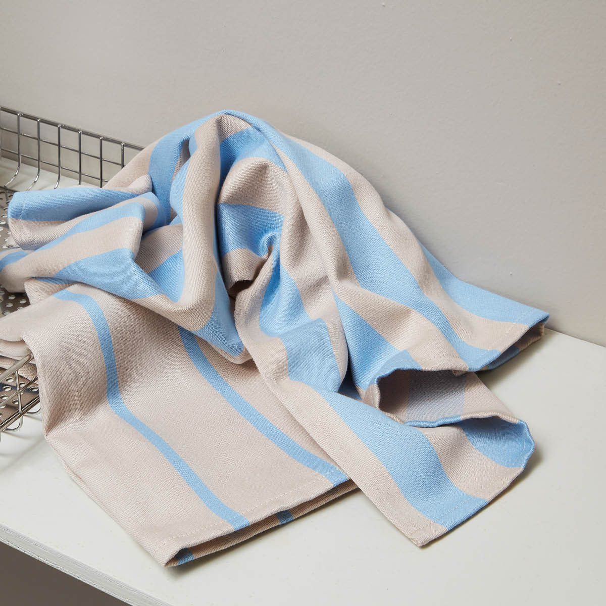 Mette Ditmer Stripes kökshandduk 70x50 cm 2-pack ljusblå