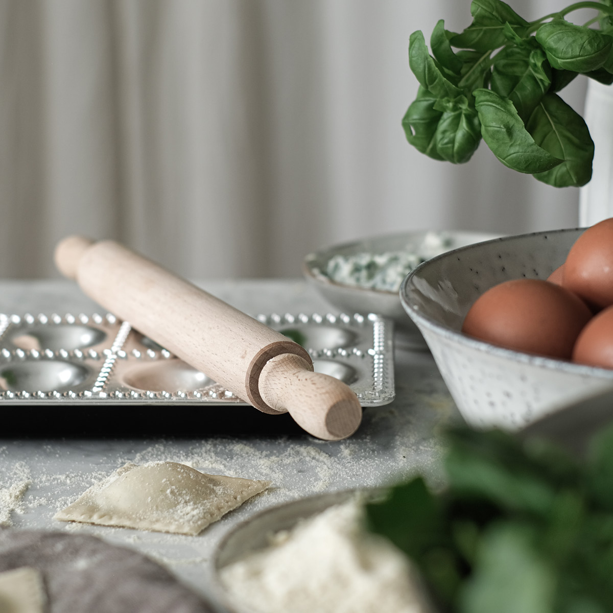 Modern House Pasta La Vista Raviolimuotti ja kaulin