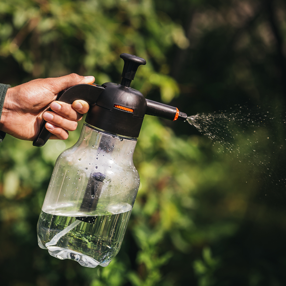 Fiskars Tryckspruta 1,8 transparent/svart