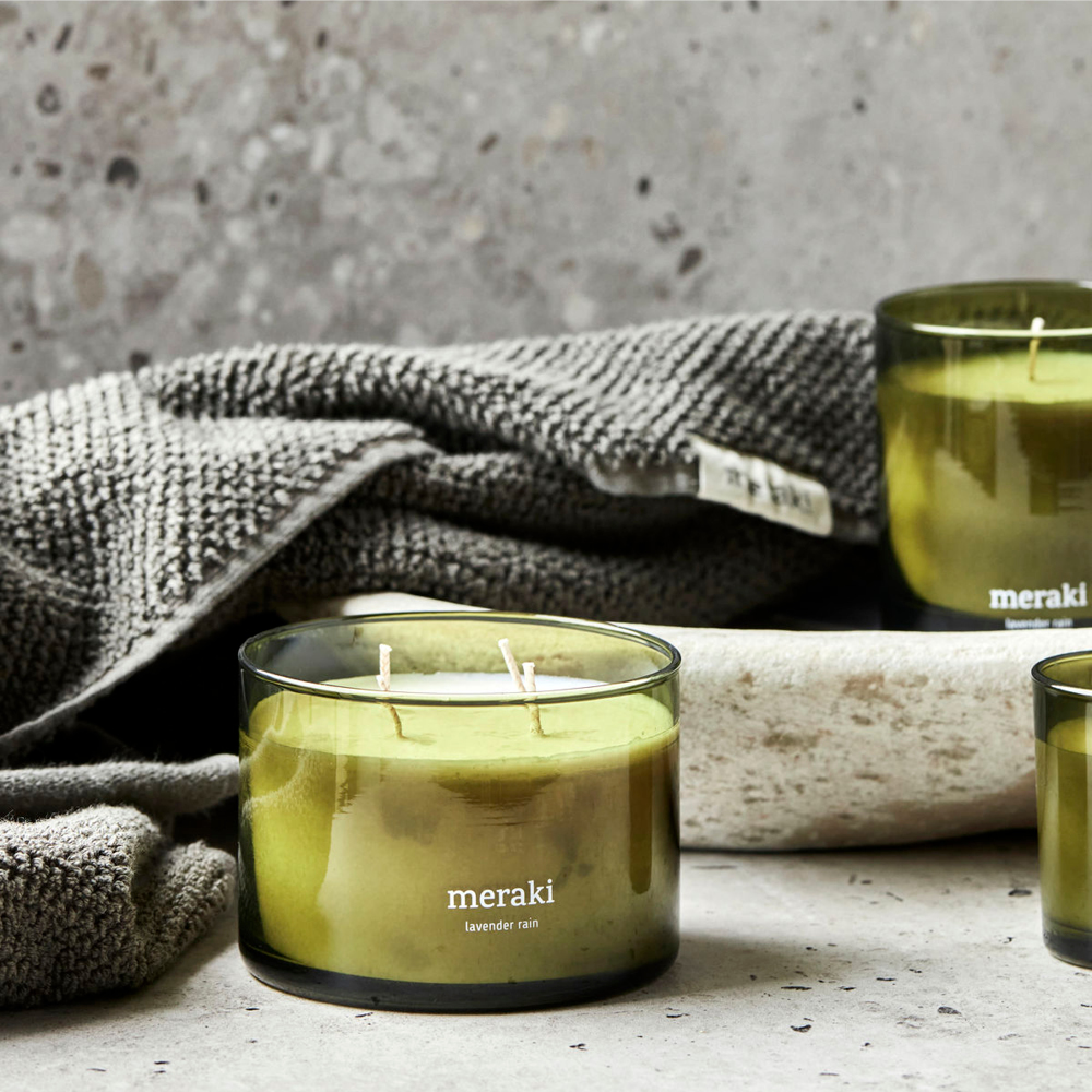 Meraki Doftljus lavender rain 7,5x10 cm grön