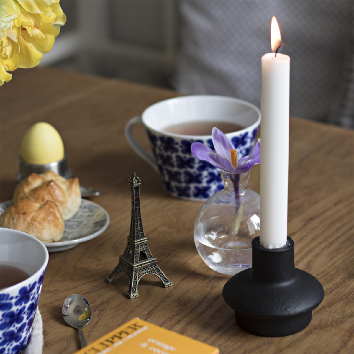 Liljeholmens Kronelys 20,6 cm 8 stk hvit