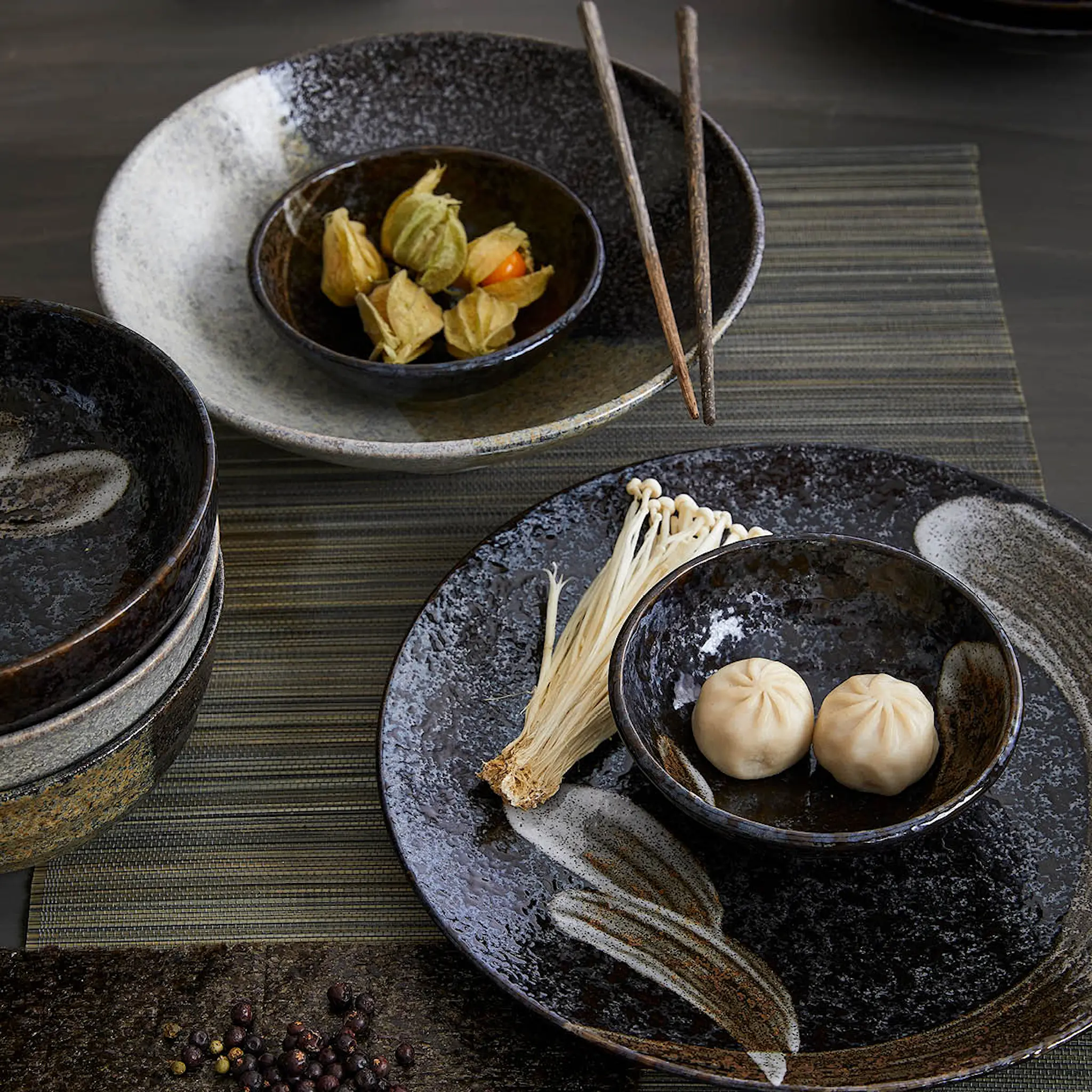 Tokyo Design Studio Arahake Lautanen 22,7 cm