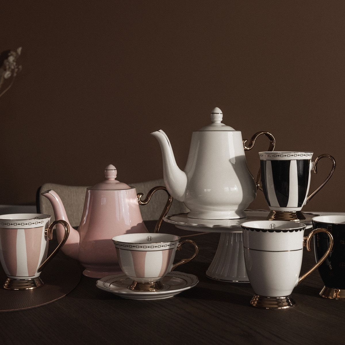 Hilke Lignano Sabbiadoro Kakkuvati 26 cm Musta