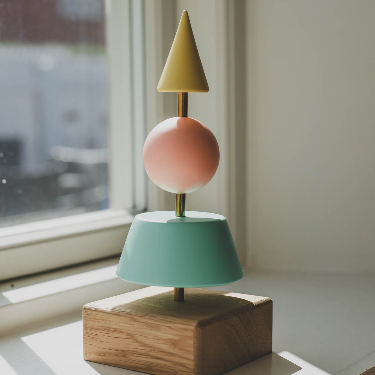 FableWood Puufiguuri Joulukuusi Helga 21 cm Turkoosi/Roosa/Keltainen