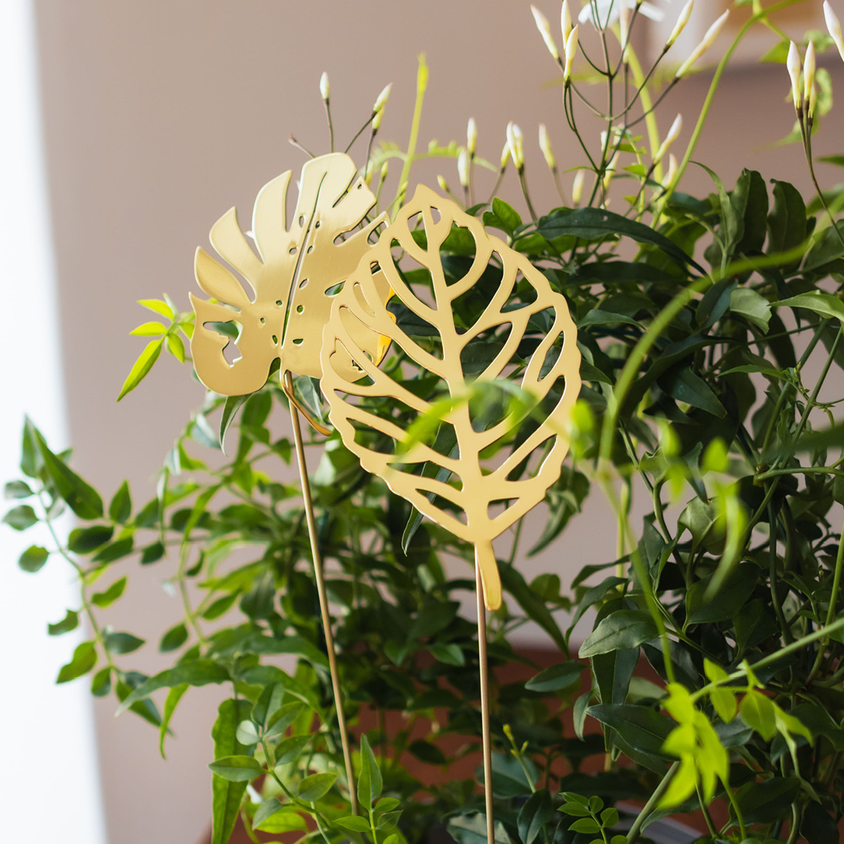 Klong Brass Leaves Wood 2 stk