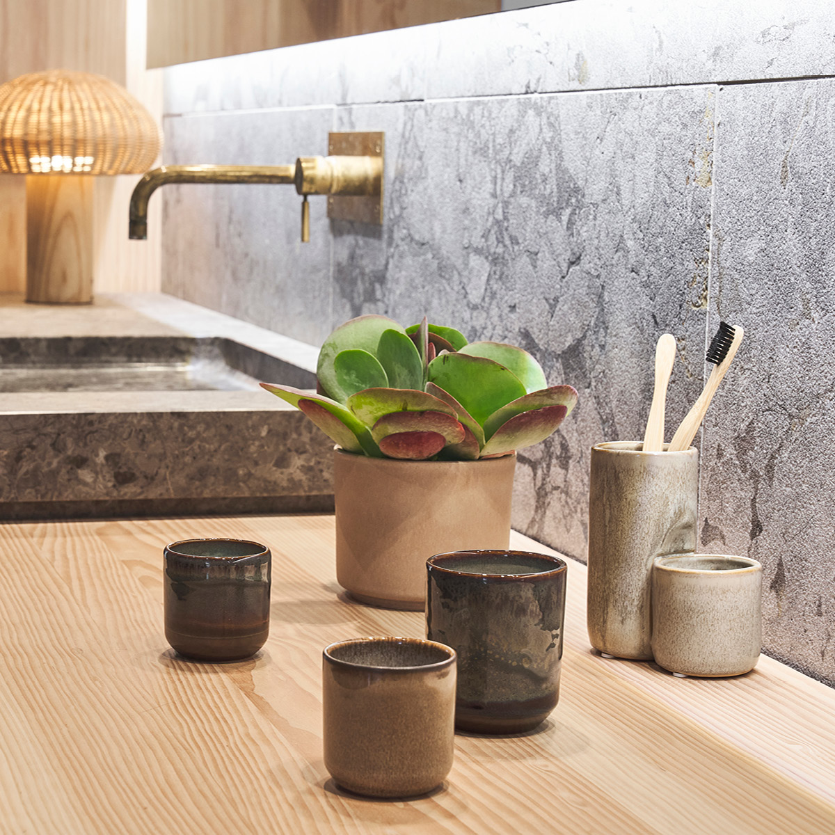 Villa Collection Iris Doftljus 8x9,5 cm Brun/Grön