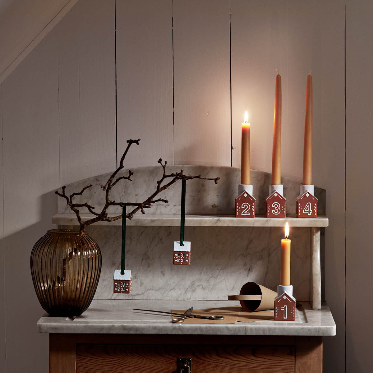 Kähler Gingerbread juleoppheng 5x4 cm 2 stk brun