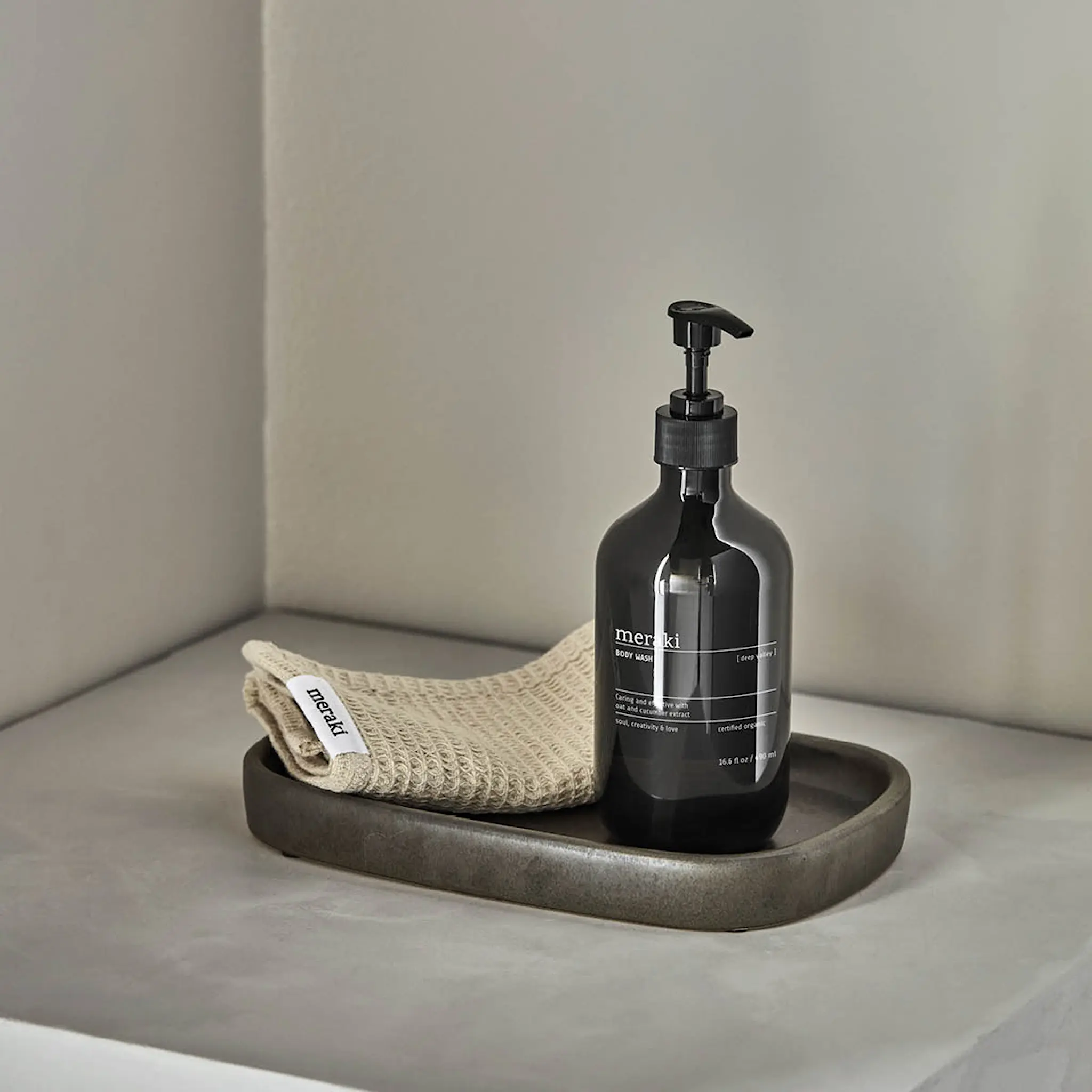 Meraki Datura Alusta 24,5x16,5 cm Tummanharmaa