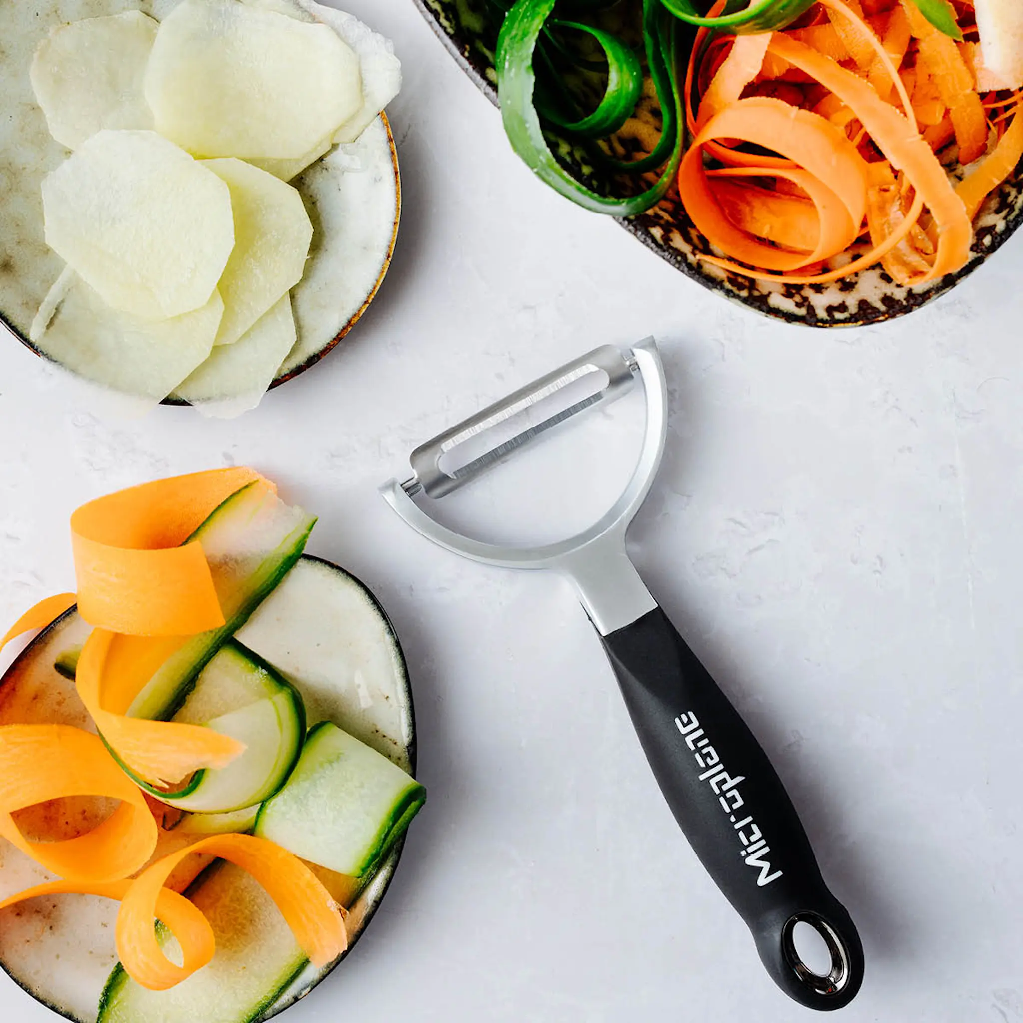 Microplane Professional Y skalare straight svart