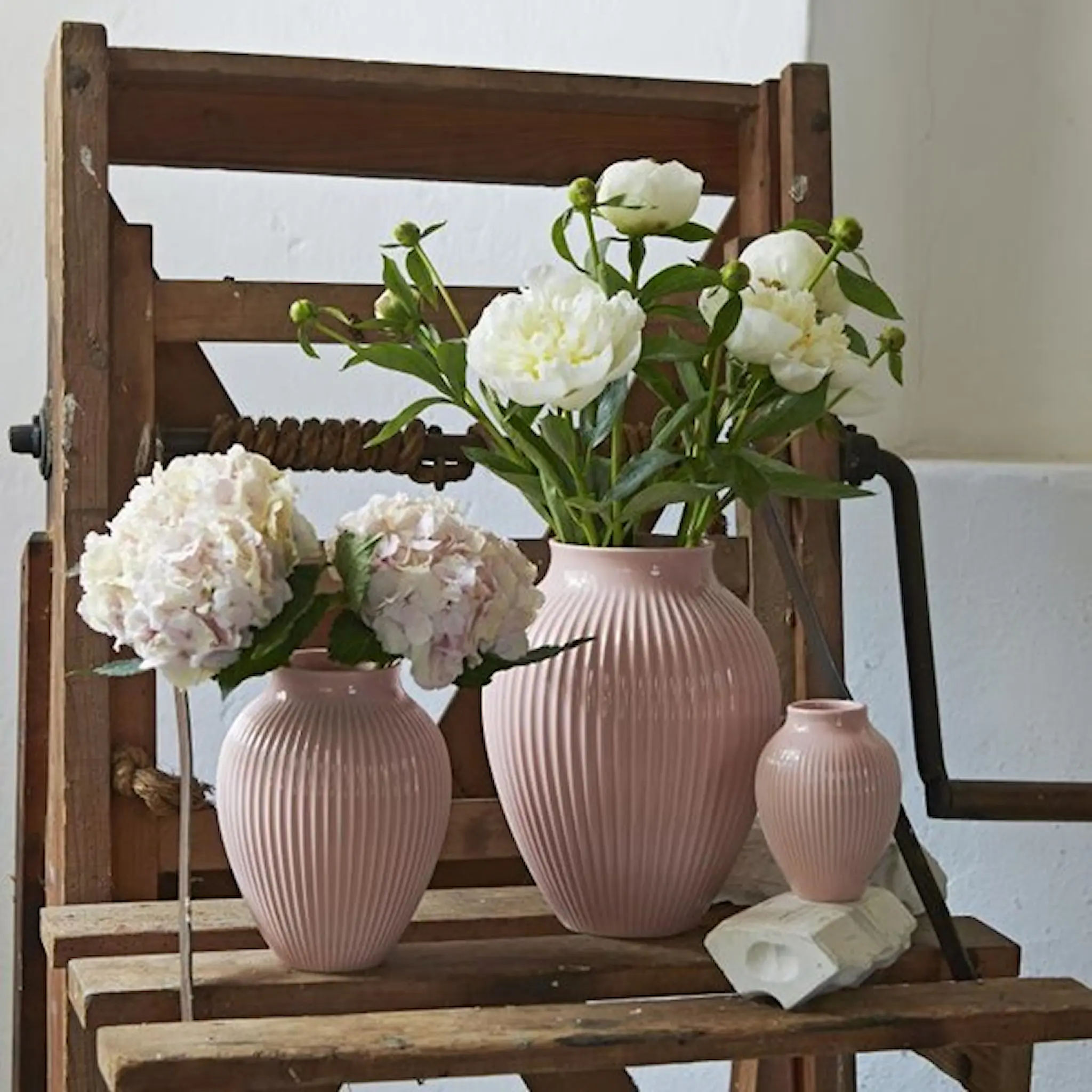 Knabstrup Keramik Vas Räfflor 20 cm Rosa