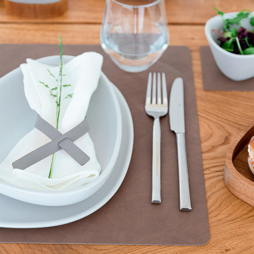 LIND DNA Square Nupo spisebrikke L brun