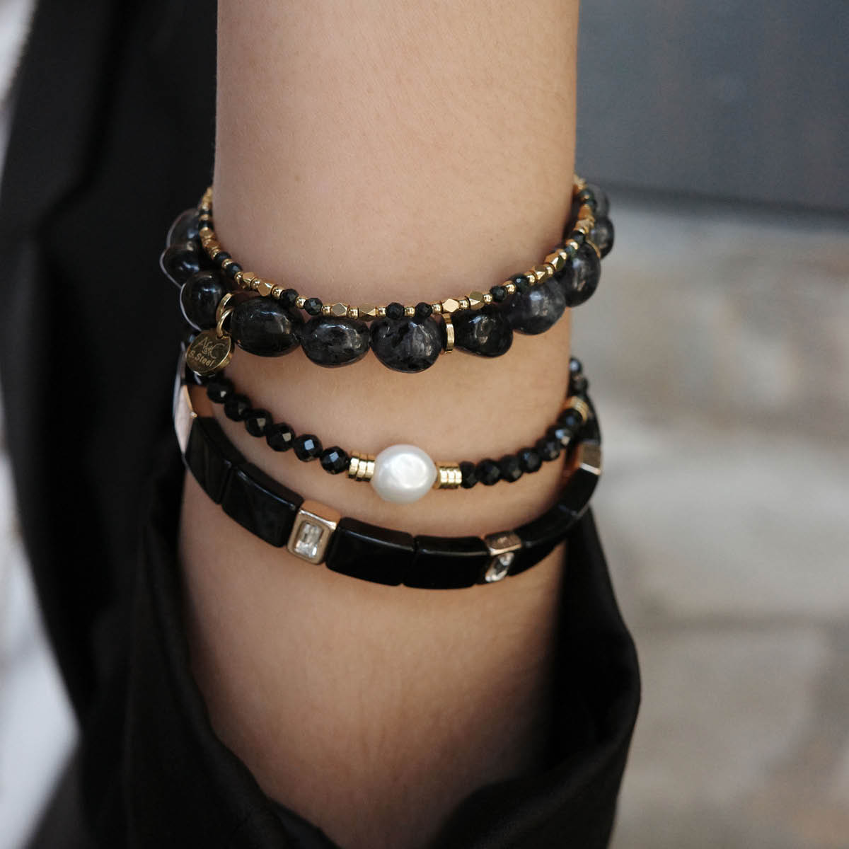 A&C Oslo AS Enamel Tiles Crystal Line armband emalj svart/guld/kristall
