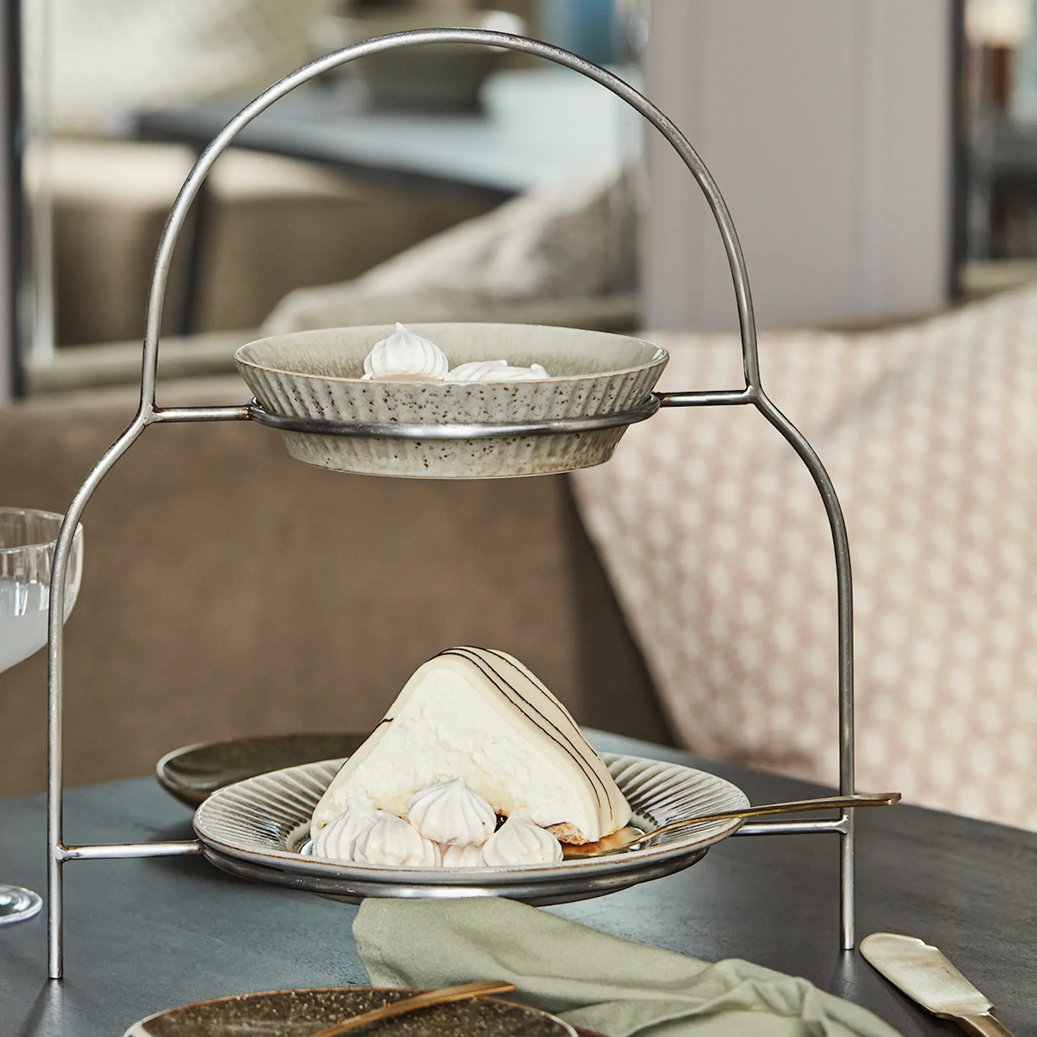 House Doctor Sana Tallriksställ 37 cm Silver finish