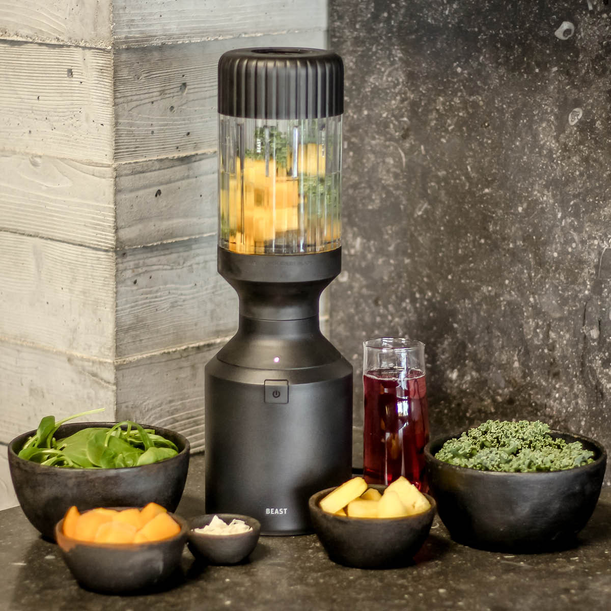 Beast Mega 1200 Plus Tehosekoitin 1,2 L Carbon Black