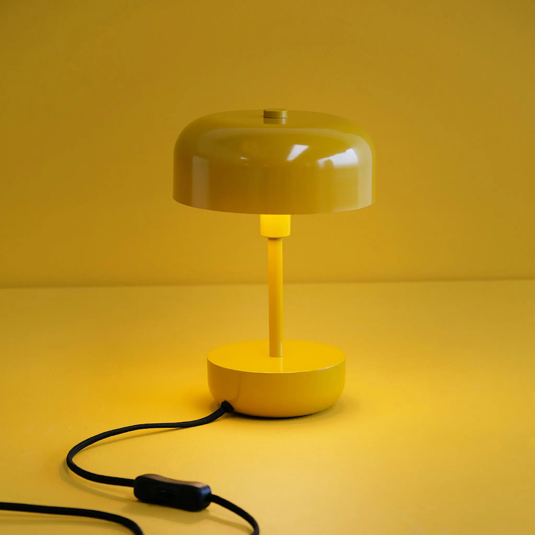 Dyberg Larsen Haipot bordslampa 25,7 cm curry