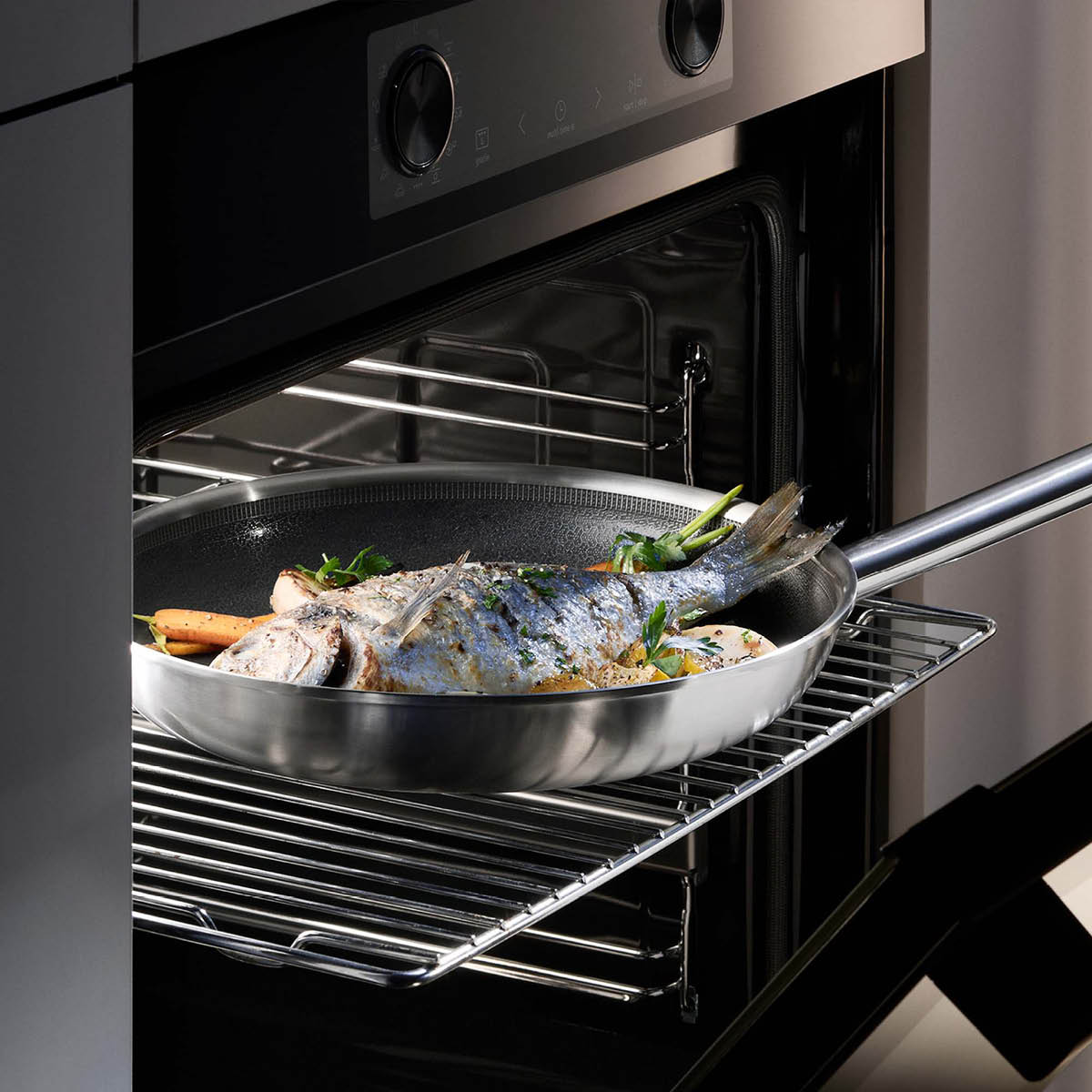 WMF Ultimate Profi Resist stekepanne 28 cm stål