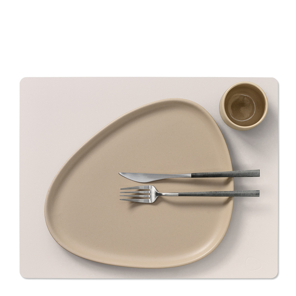 LIND DNA Square Nupo Pöytätabletti 35x45 cm Soft Nude