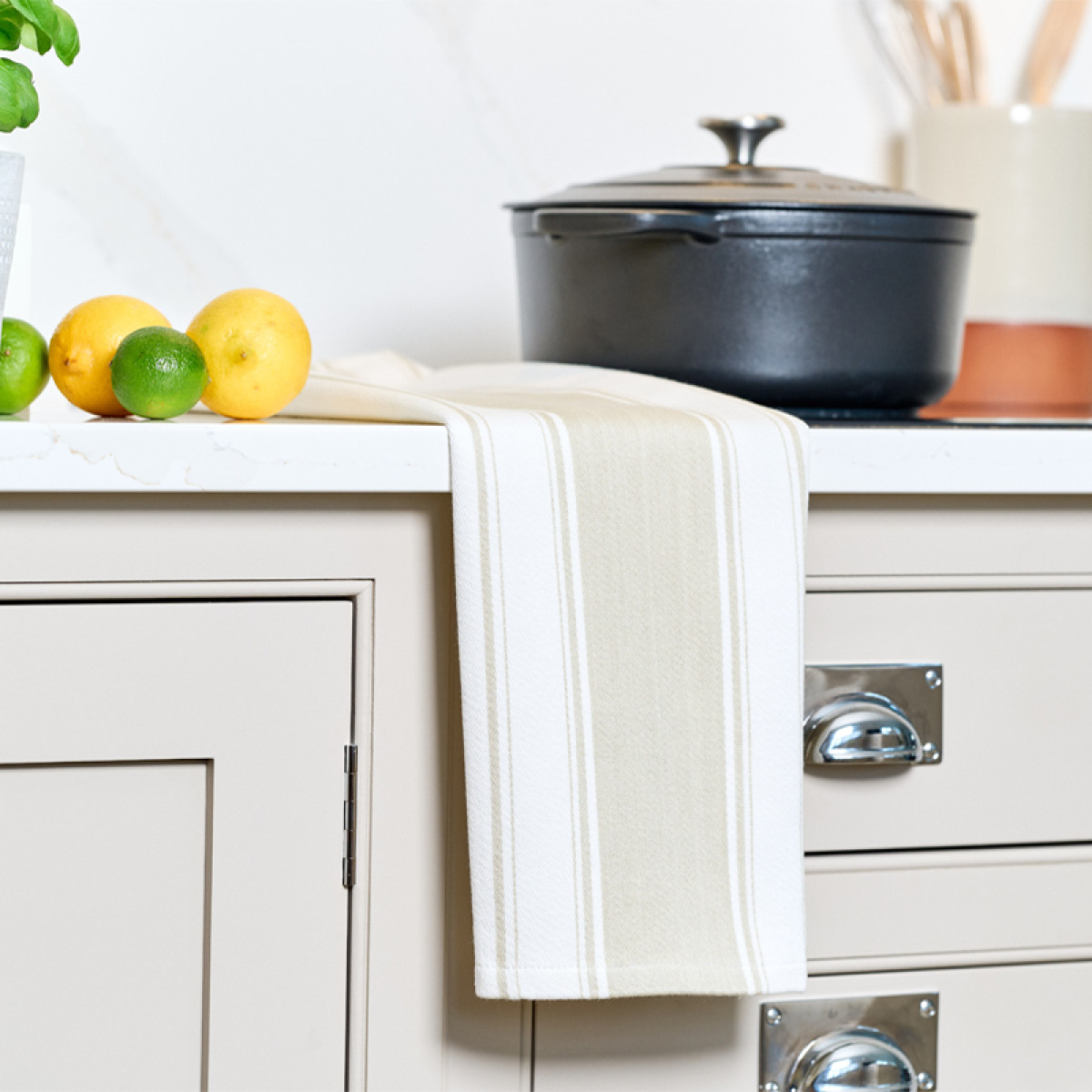 Dexam Love Colour randig kökshandduk 70x45 cm greige