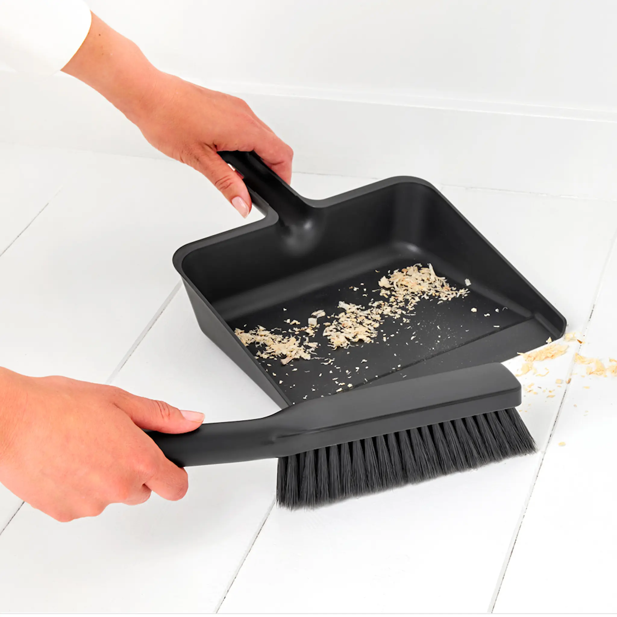 Brabantia Sinkside sopborste med skyffel mörkgrå