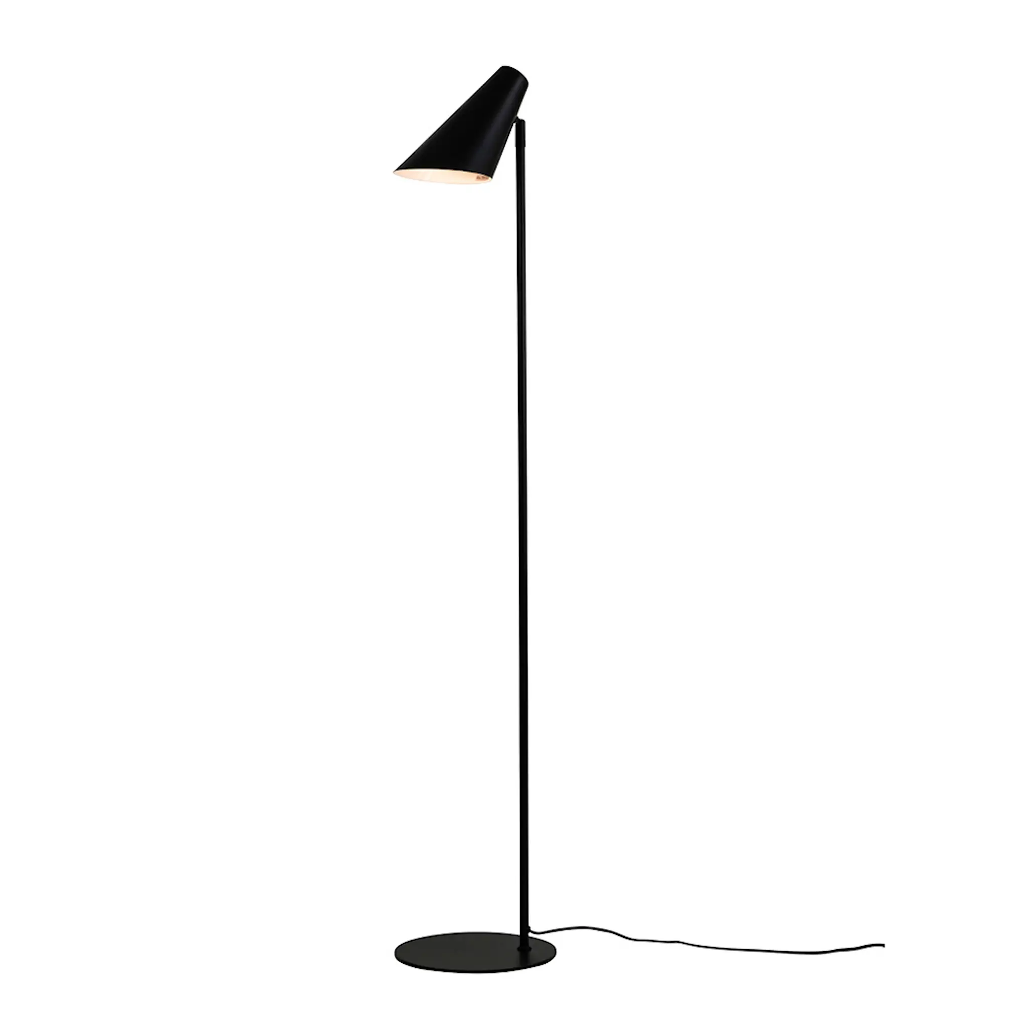 Dyberg Larsen Cale golvlampa 135 cm svart
