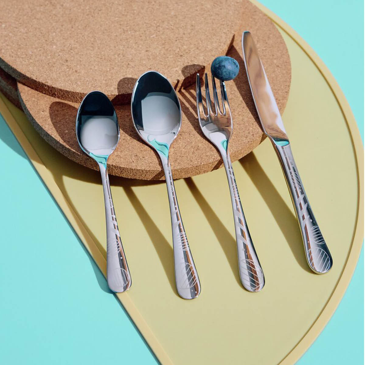 Thomas Lolly Lasten aterimet 4 osaa Hopea