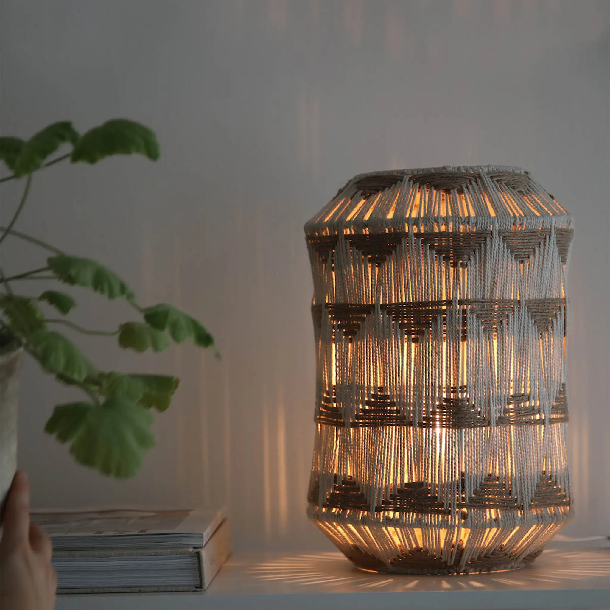 Markslöjd Ano bordslampa 35 cm utan fot beige/brun