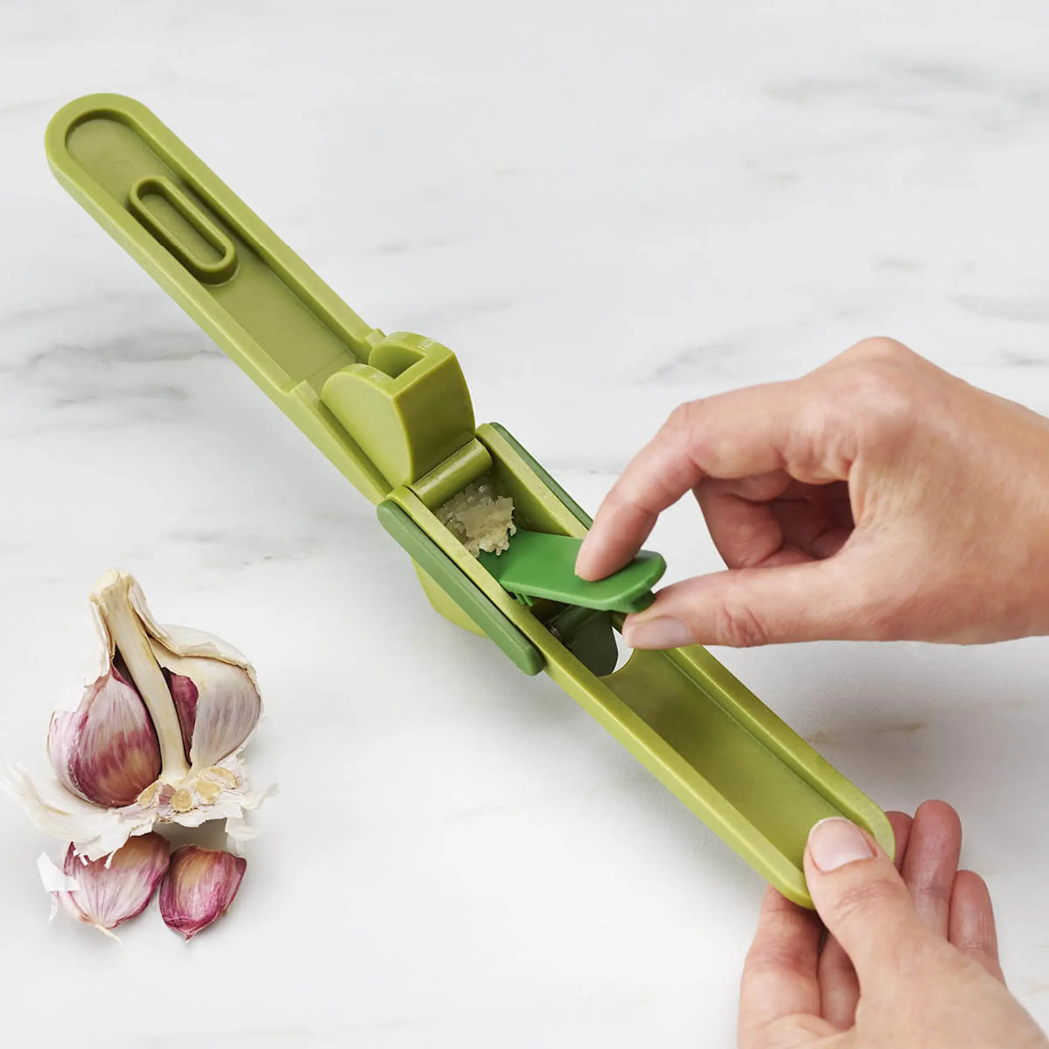 Joseph Joseph CleanForce vitlökspress 6 cm grön