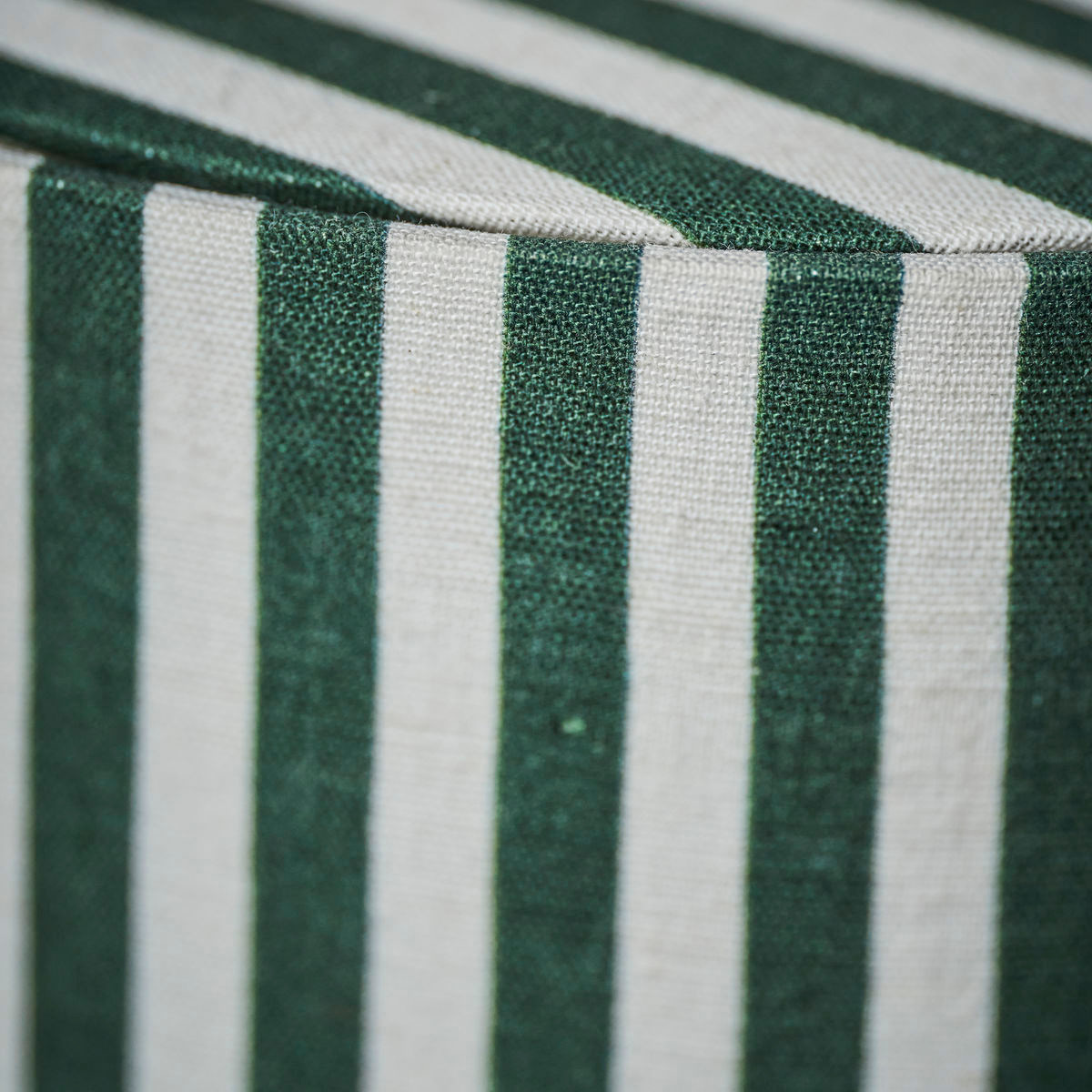 House Doctor Tulip bordslampa 38 cm grön