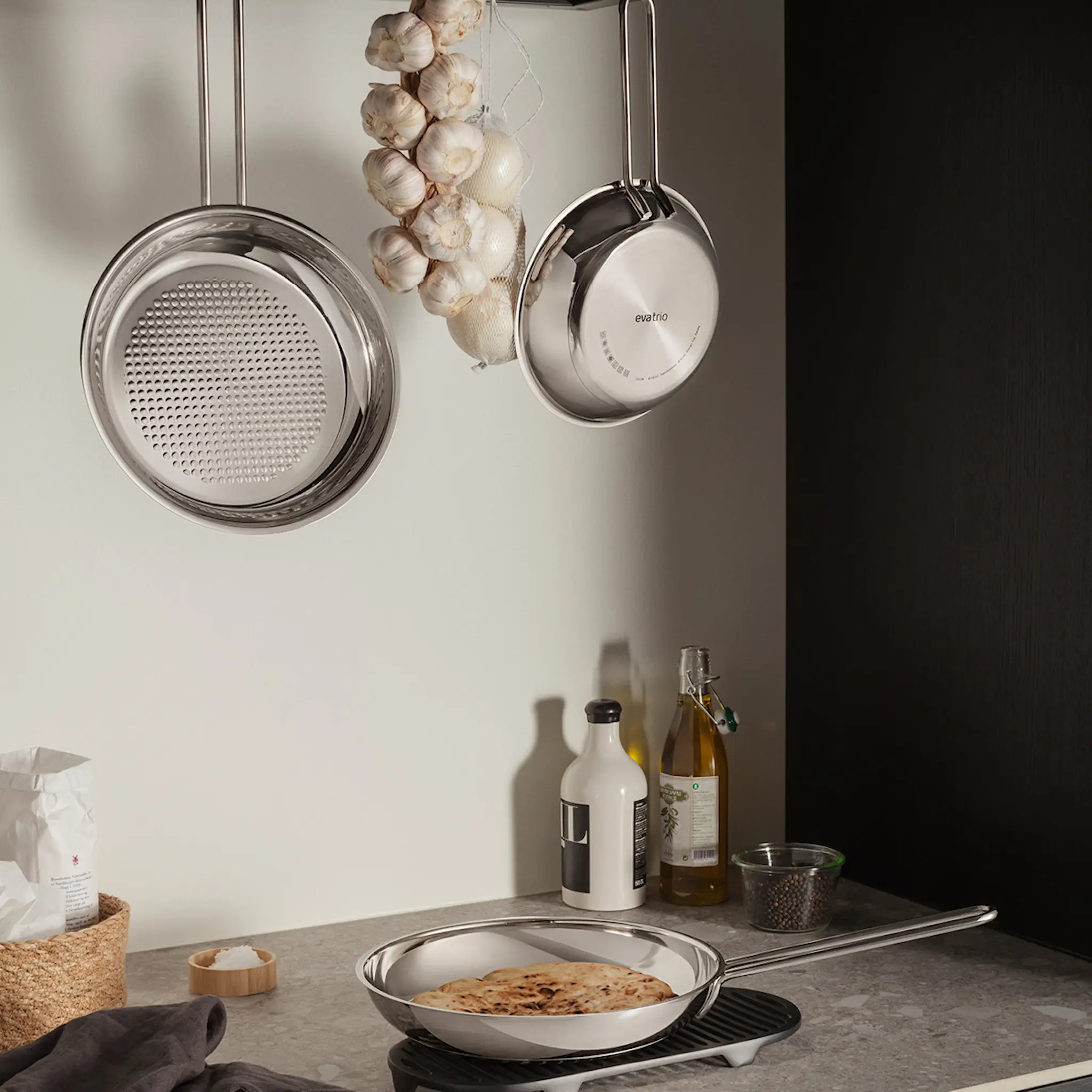 Eva Trio Stainless Steel stekpanna 20 cm honeycomb