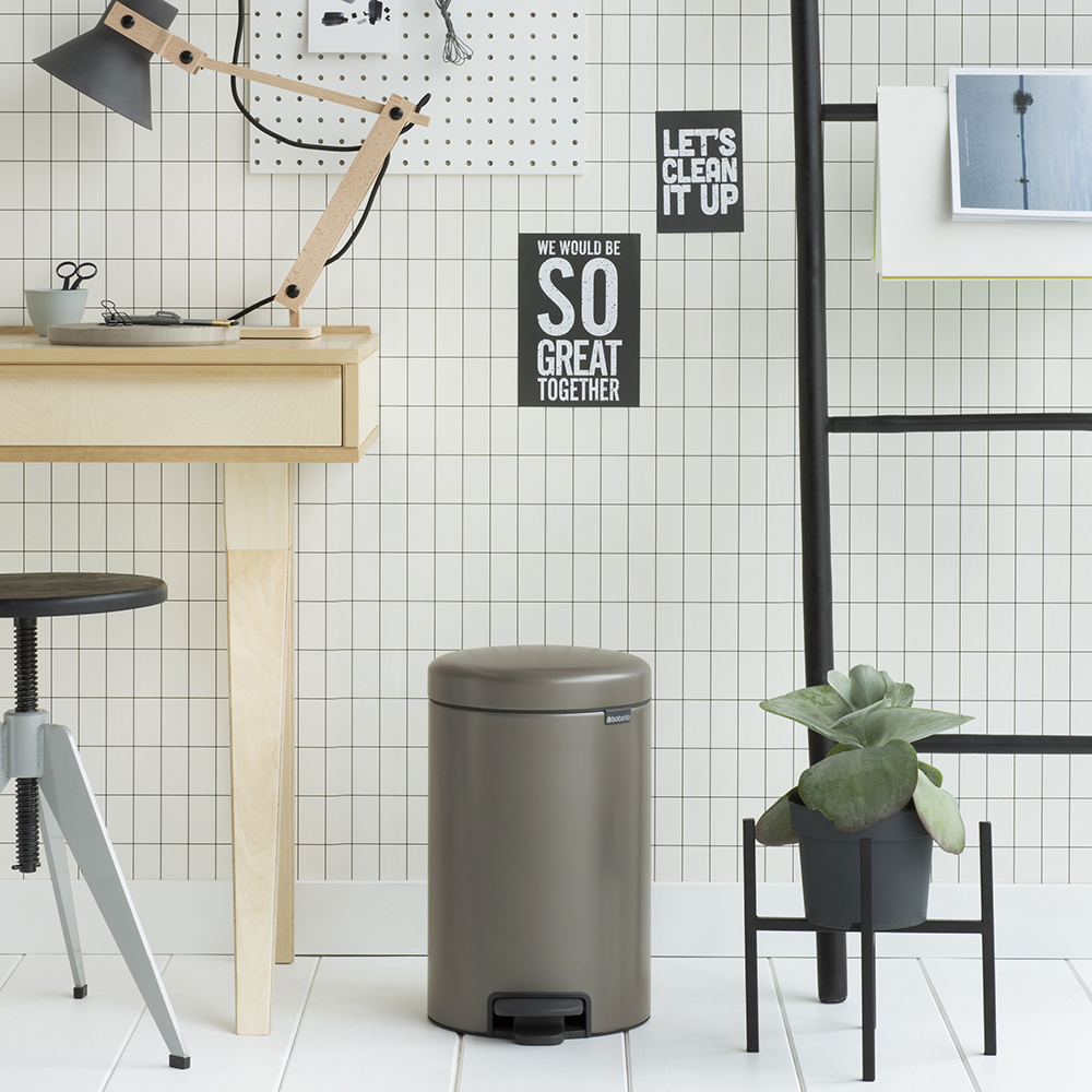 Brabantia NewIcon pedalhink 12 L platinum