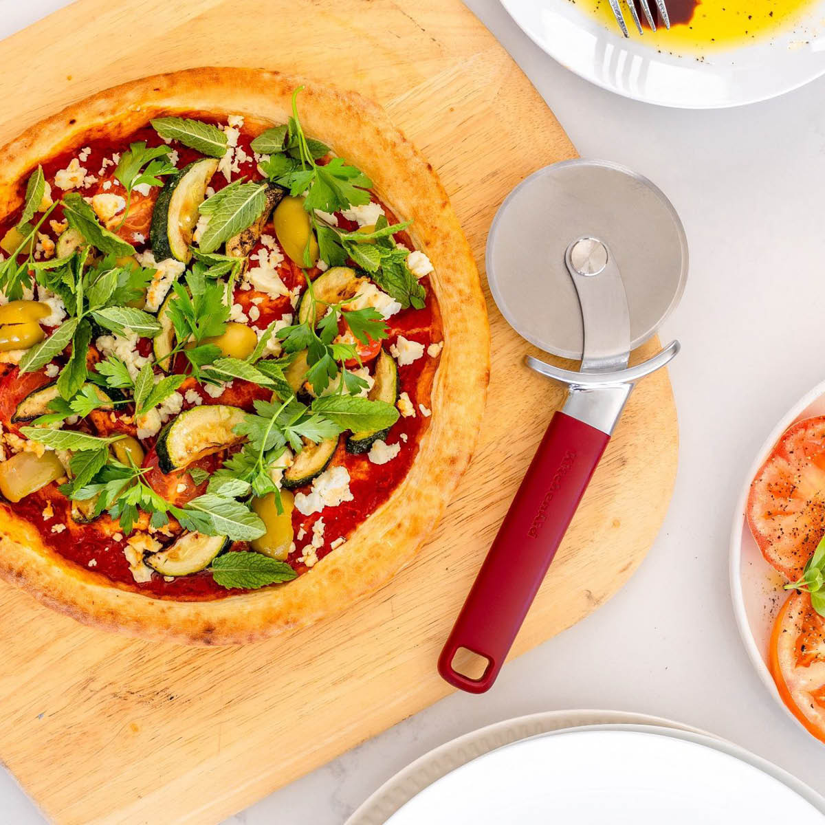 KitchenAid KitchenAid Classic pizzaskärare 24 cm empire red