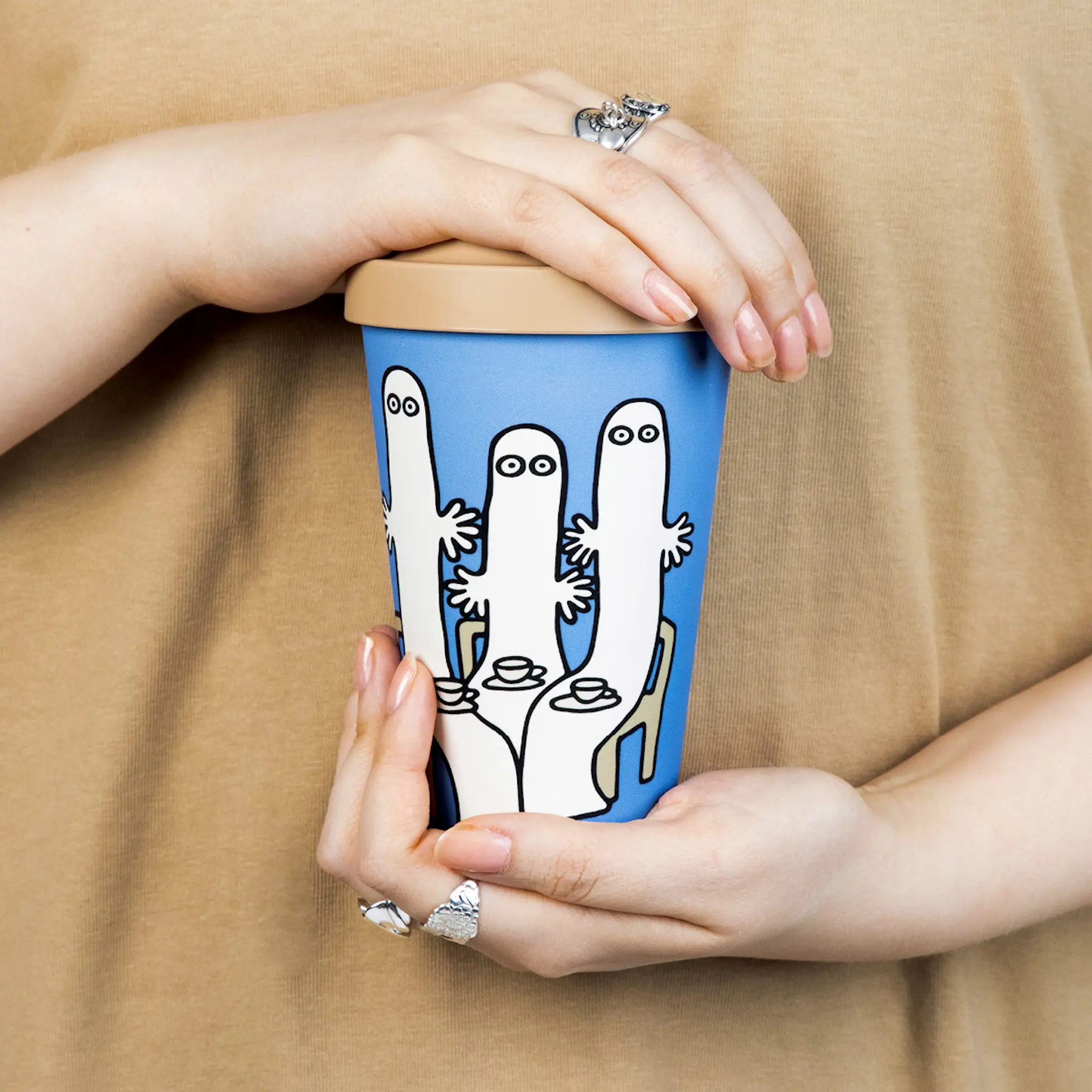 Nordicbuddies Mumin take away mugg 45 cl Hattifnattar dags för te blå