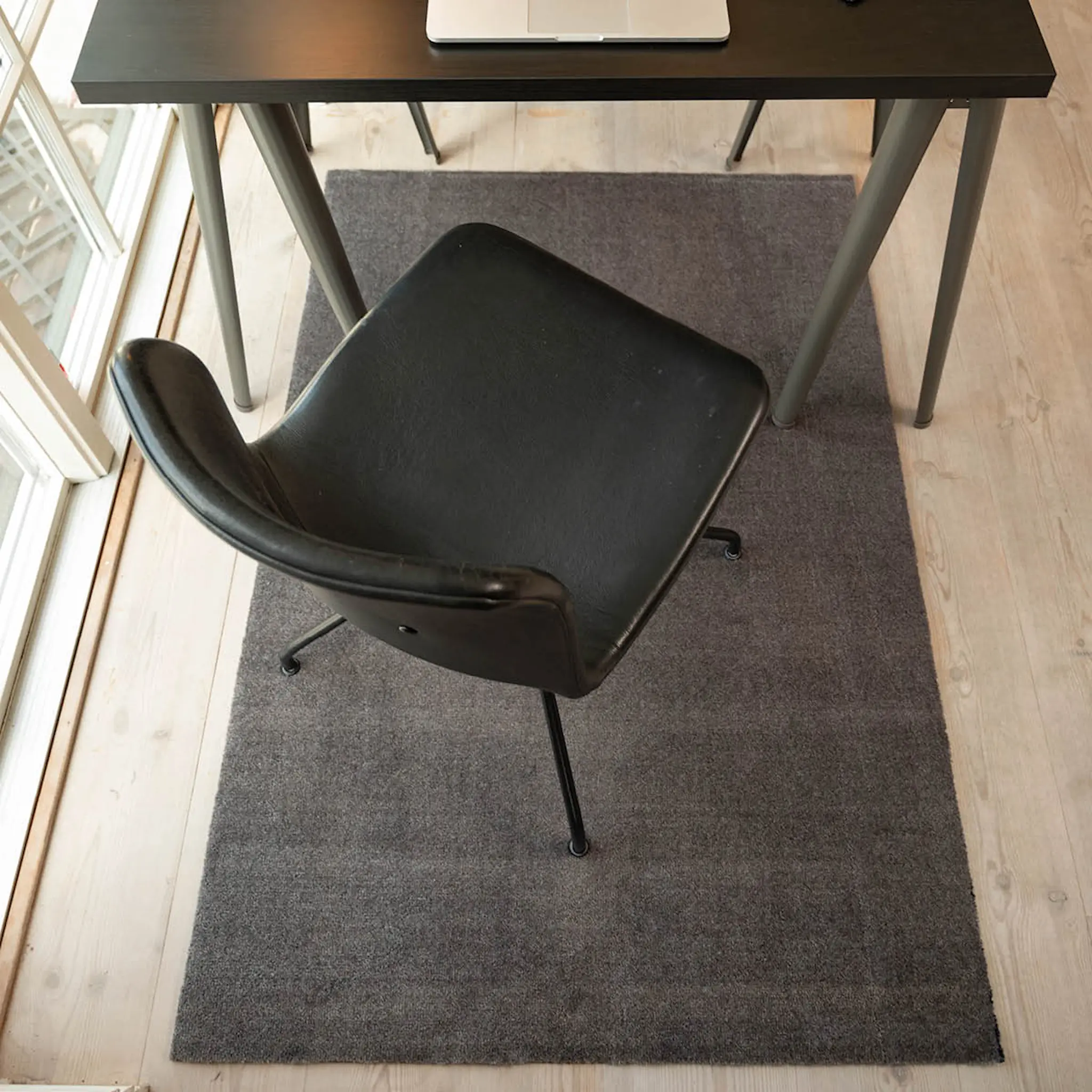 Tica Copenhagen Unicolor golvmatta 130x90 cm stålgrå