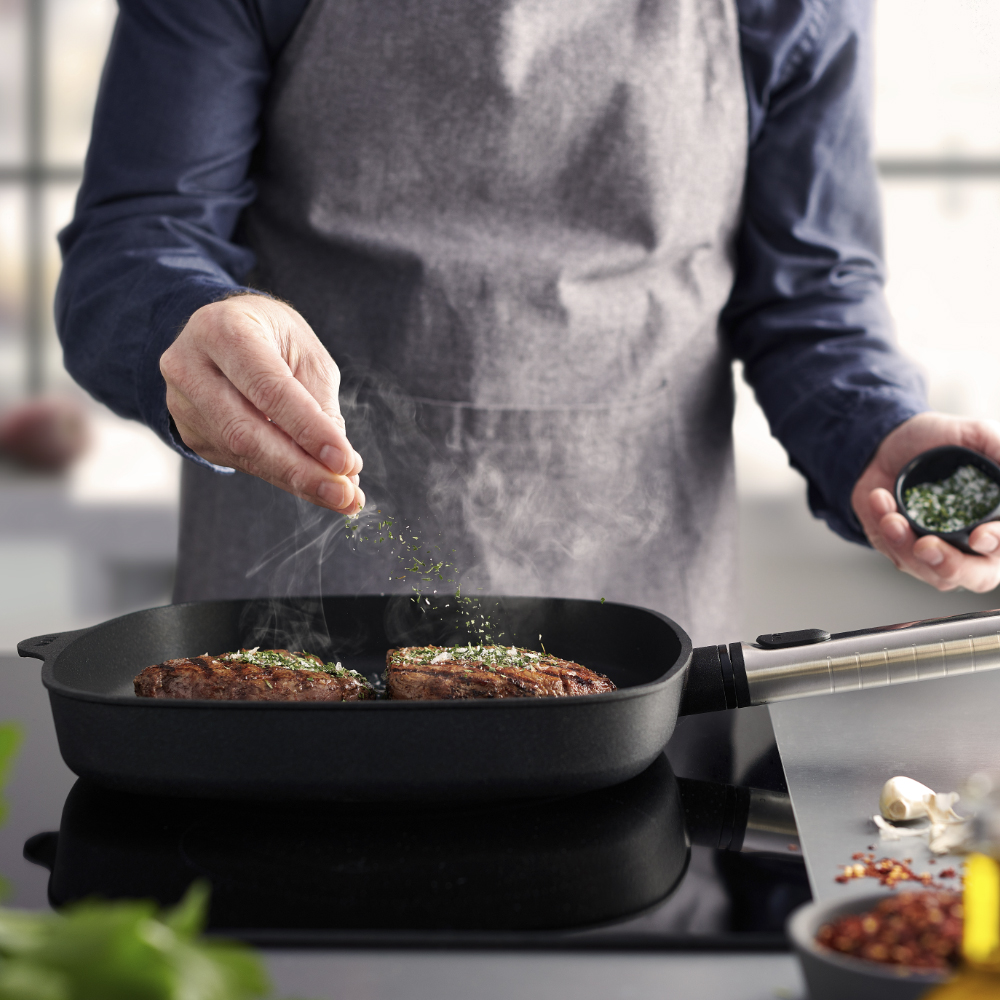 Woll Diamond XR Logic traktørpanne 28 cm