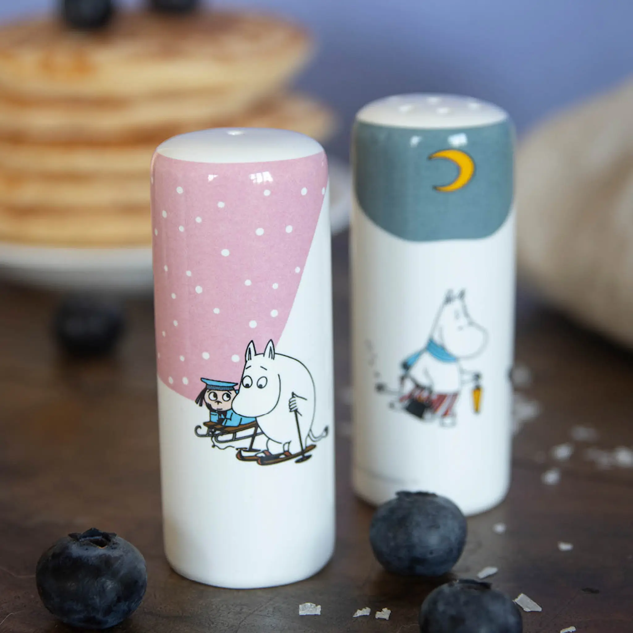 Pluto Mumin salt- och pepparkar 8 cm Winter