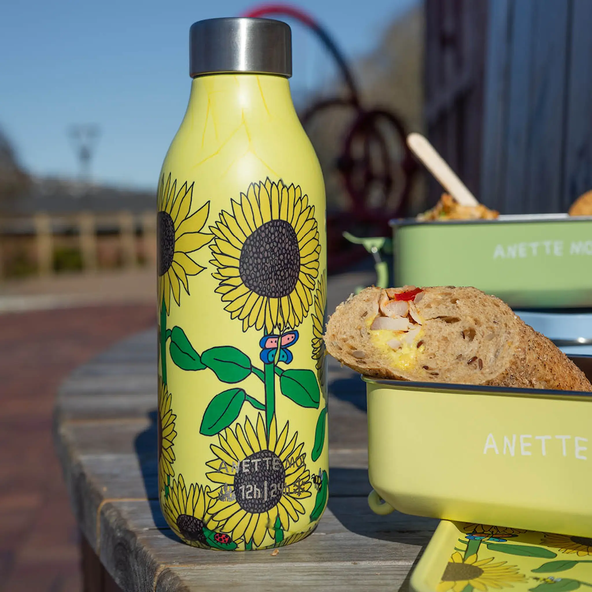 Les Artistes Anette Moi termospullo 0,5 L Solsikke keltainen