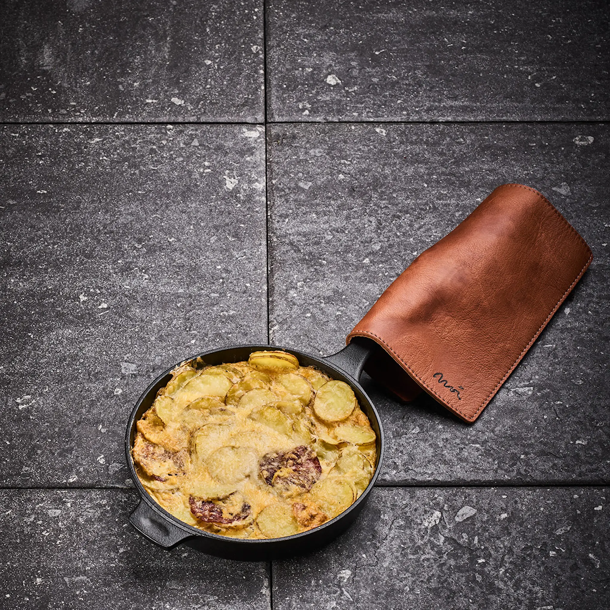 Sabor Moi grytlapp 21x21 cm läder