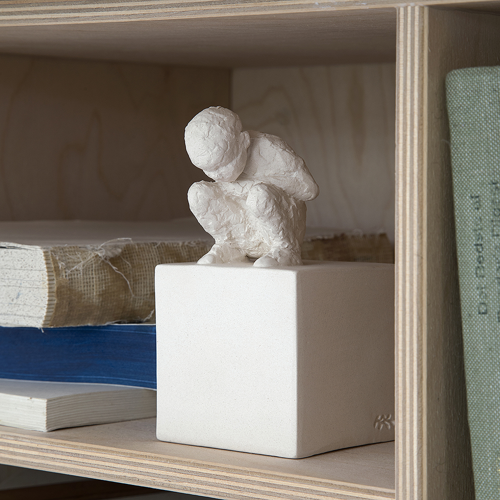 Kähler Pienoispatsas - The Curious One 12,5 cm