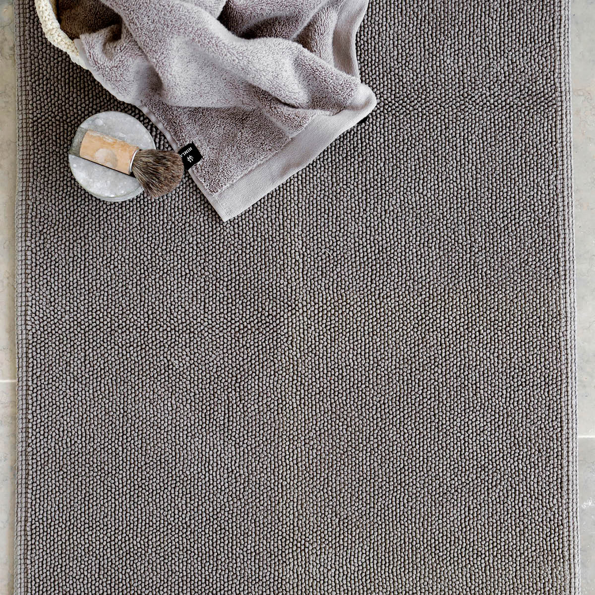Himla Max badrumsmatta 60x90 cm lead