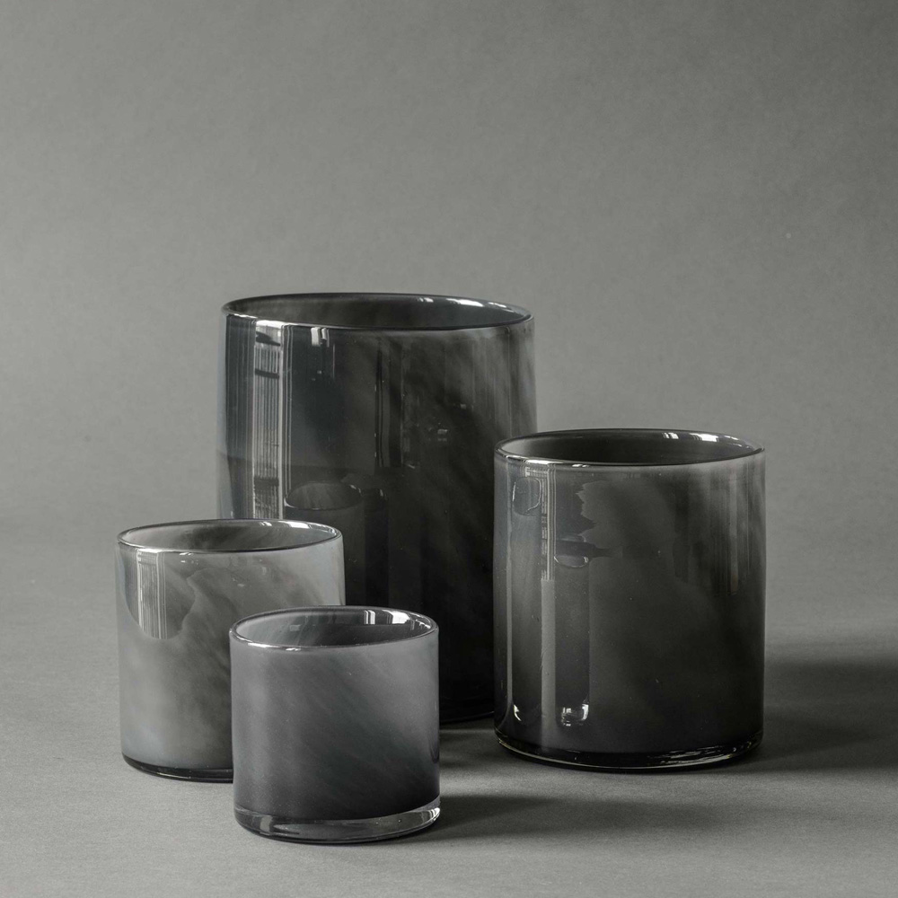 Tell Me More Lyric lyslykt 8x8 cm dark grey