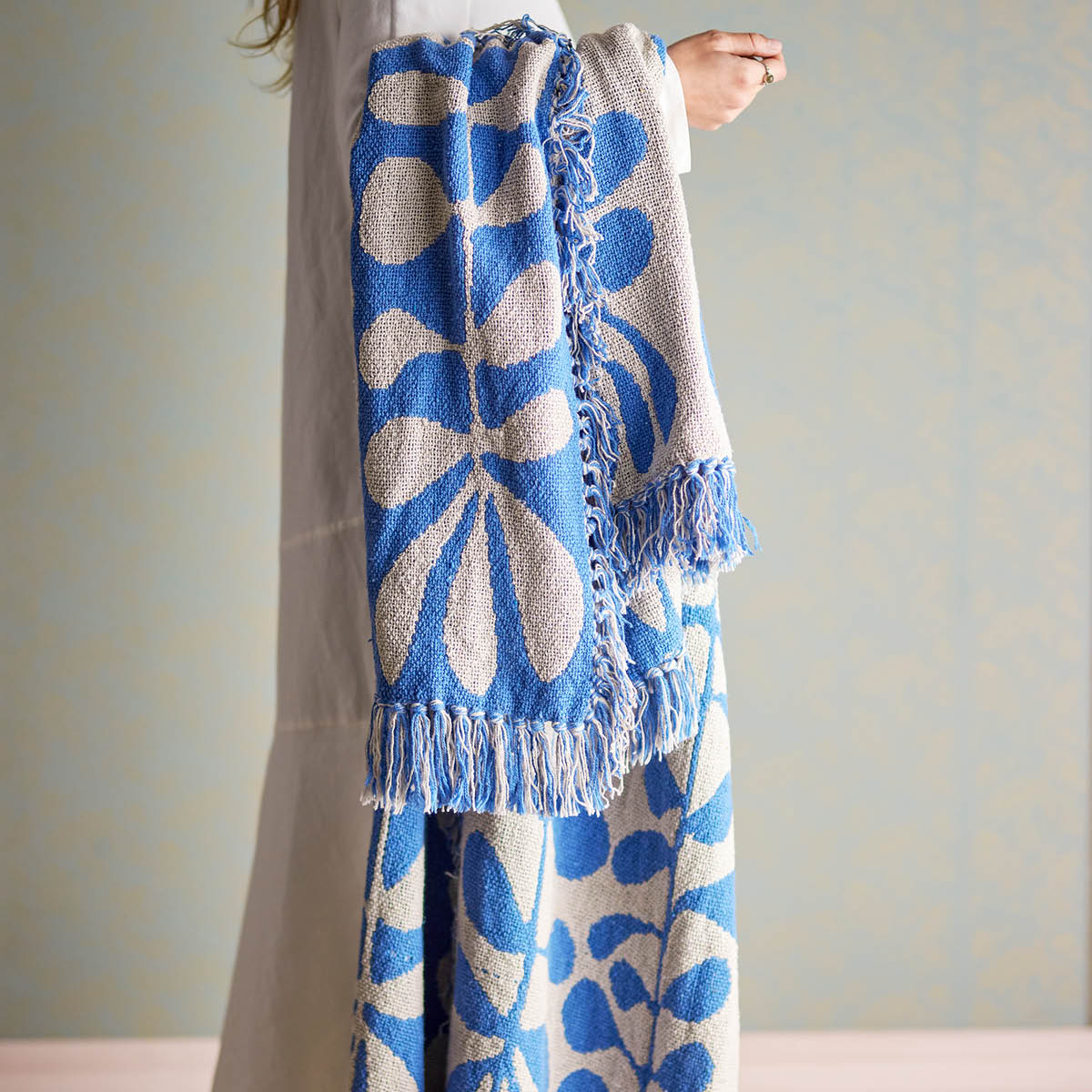 Bloomingville Pledd Nevine 160x130 cm blå