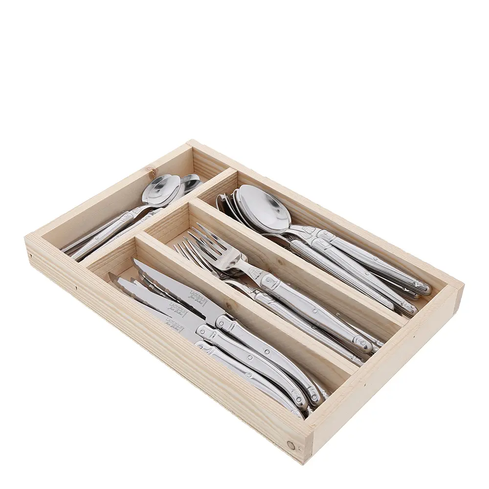 Pihviaterimet 24 osaa Ruostumaton