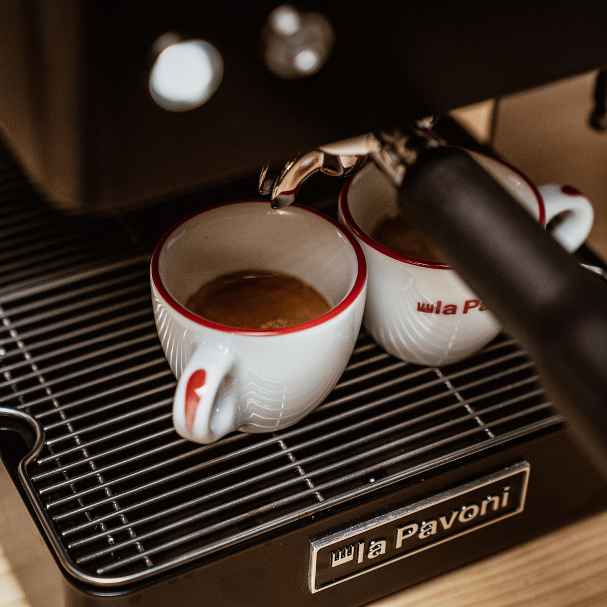 La Pavoni Casabar Nera Manuaalinen Espressokeitin Musta