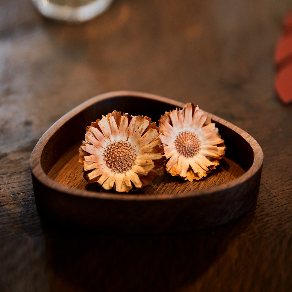 LIND DNA Wood Box Curve S Tarjotin Savustettu tammi