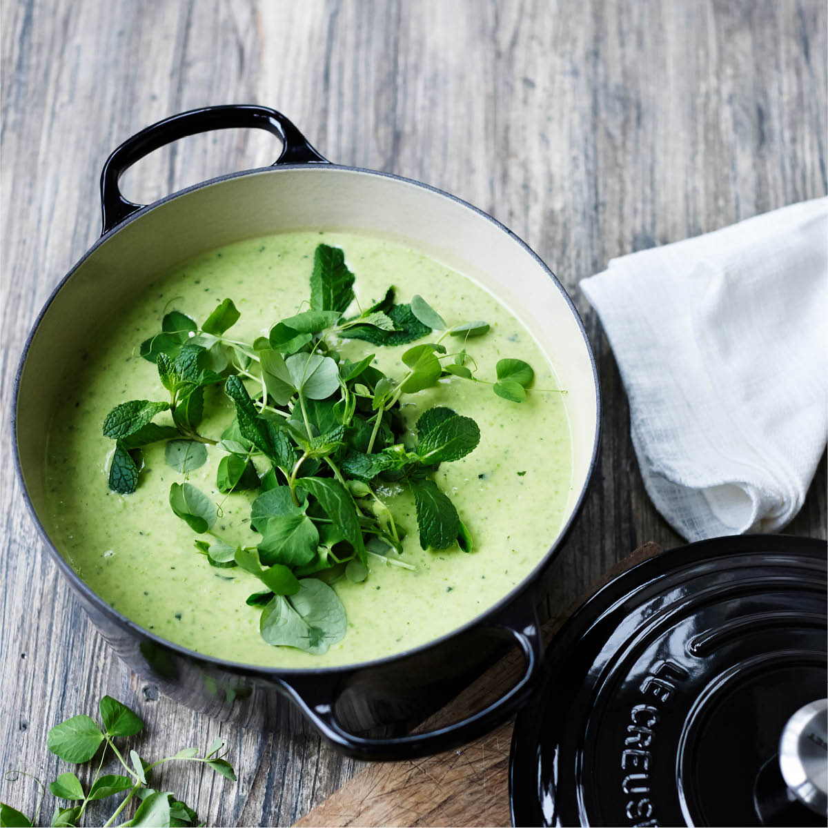 Le Creuset Signature Valurautapata pyöreä 26 cm 6,3 L Musta