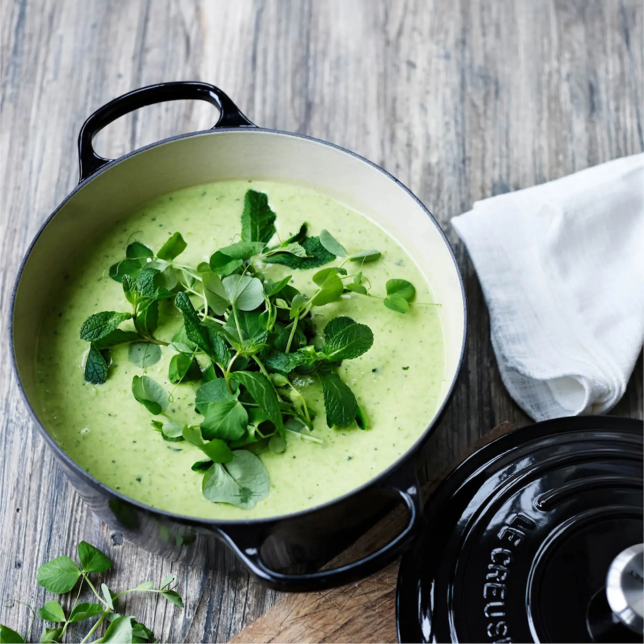 Le Creuset Signature Valurautapata pyöreä 26 cm 6,3 L Musta