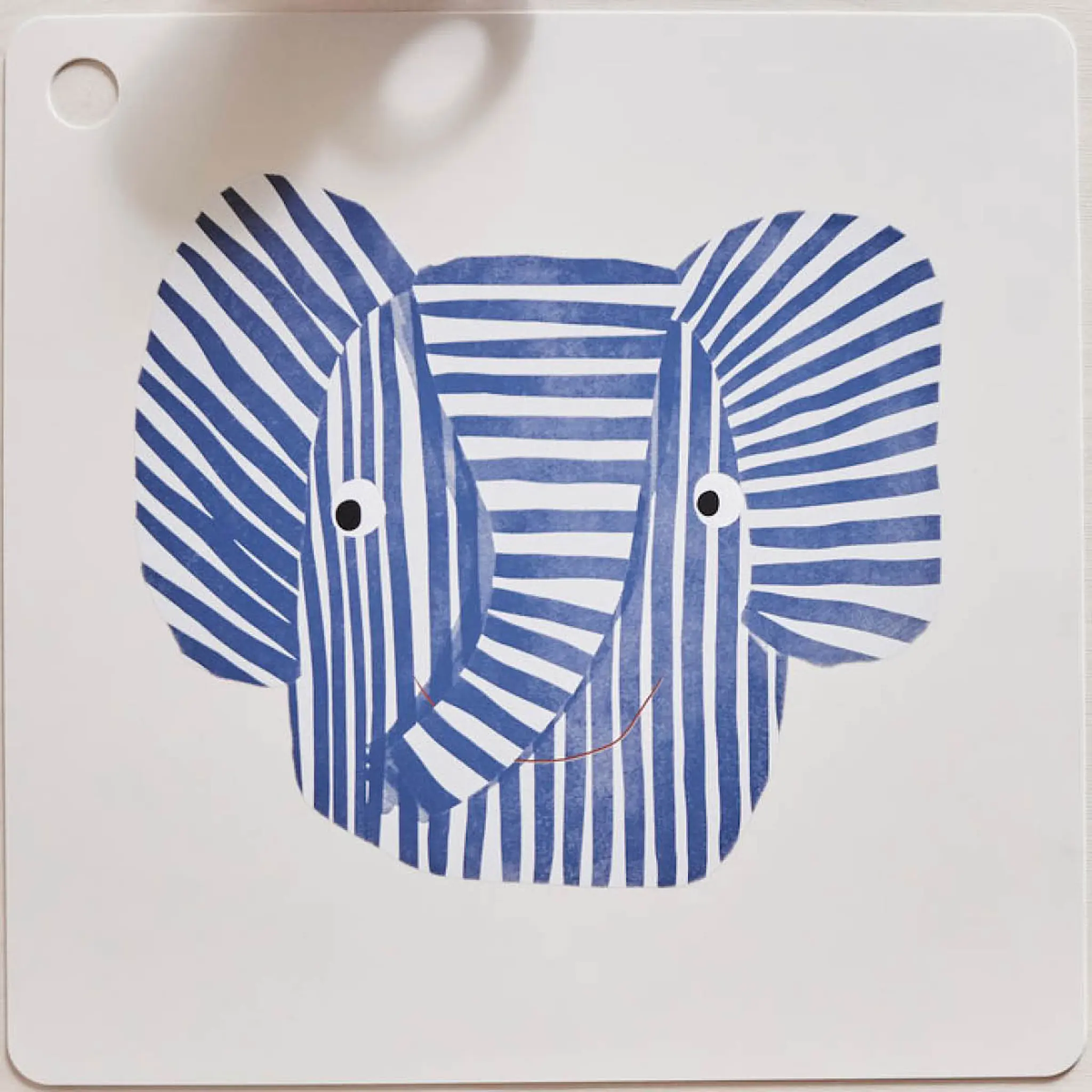 OYOY Erik Elefant bordsunderlägg 38 cm blå